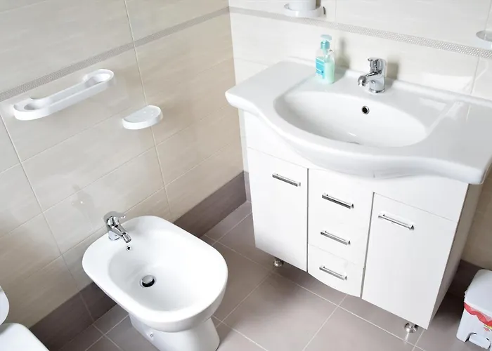 ベッド・アンド・ブレックファスト Stella D'oro 3*